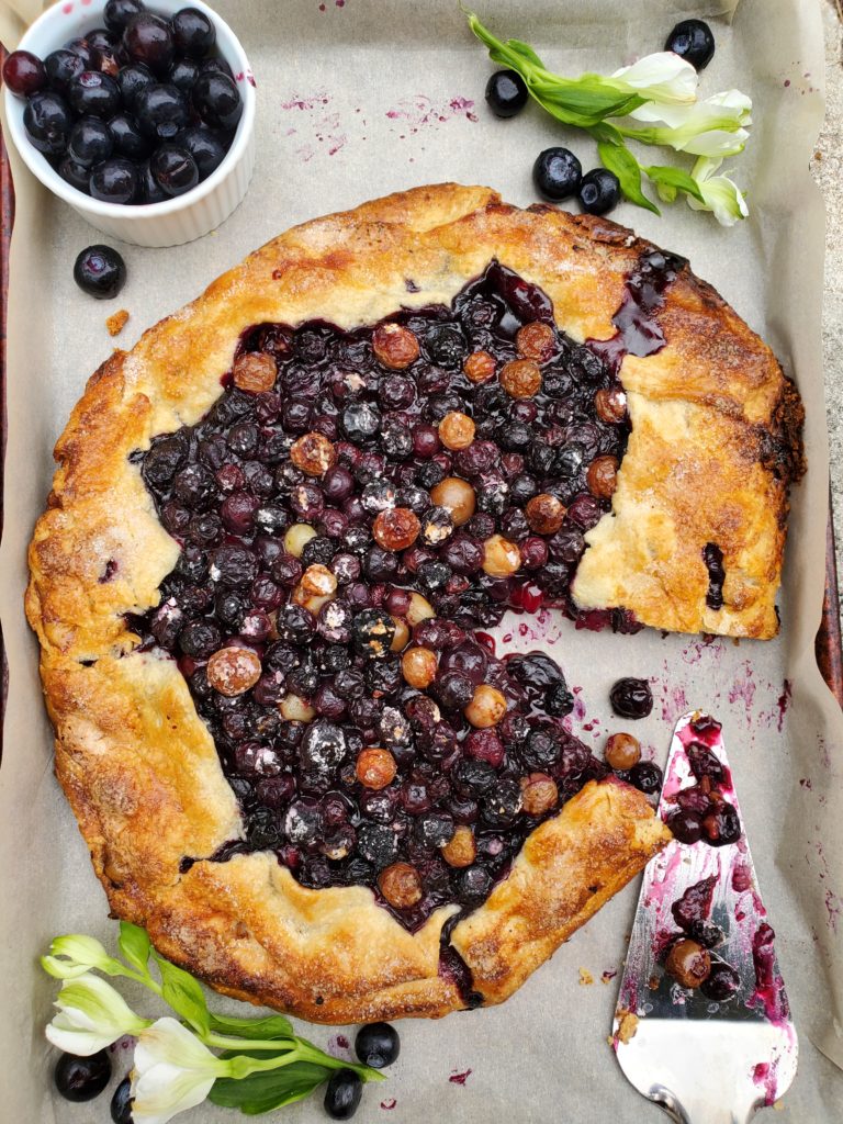 rustic blueberry crostata