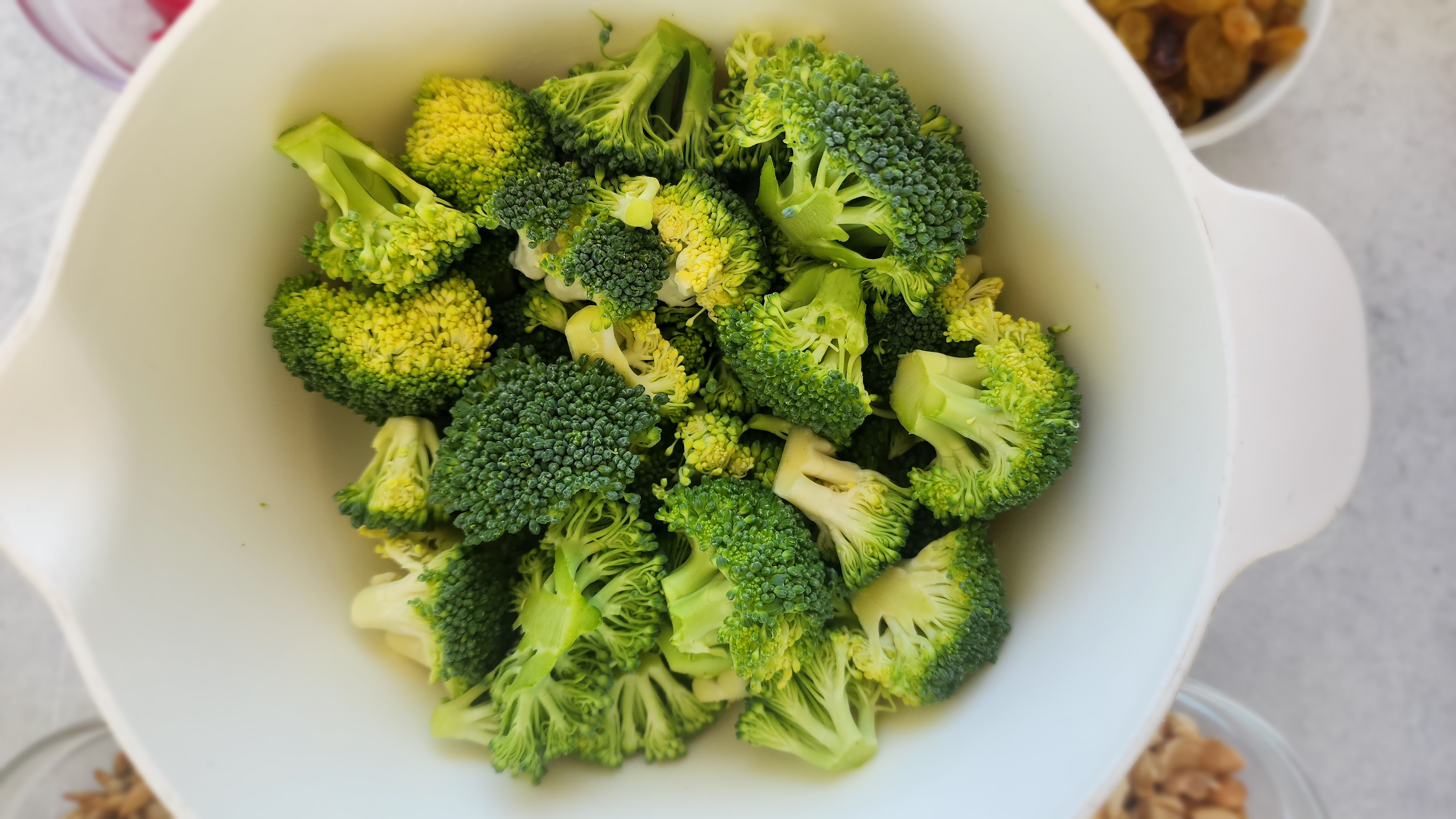bowl of broccoli florets