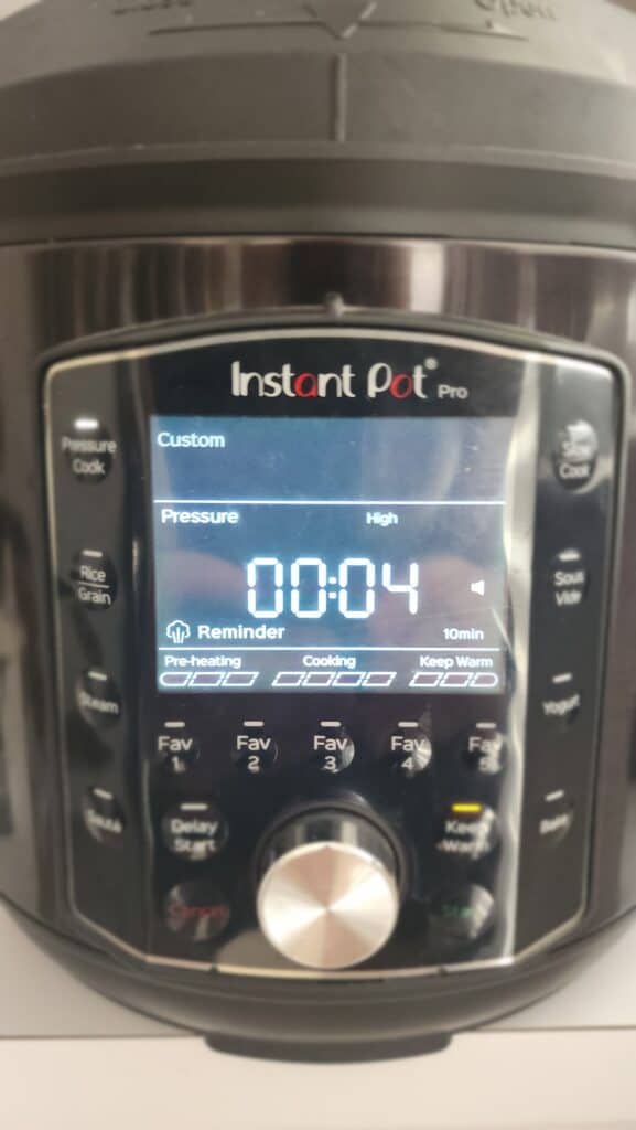 4 minutes to cook for the Instant Pot Quinoa