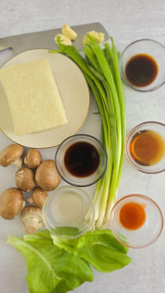 ingredients for easy tofu lettuce wraps: tofu, soy sauce, mushrooms, letuce, hoisin sauce, rice vinega